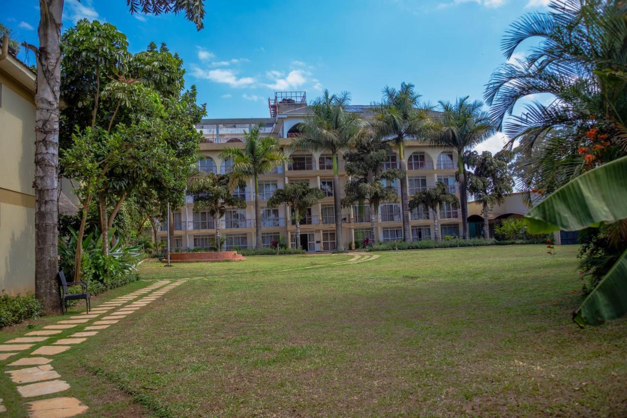 Garden Courts Hotel Masaka Exterior photo