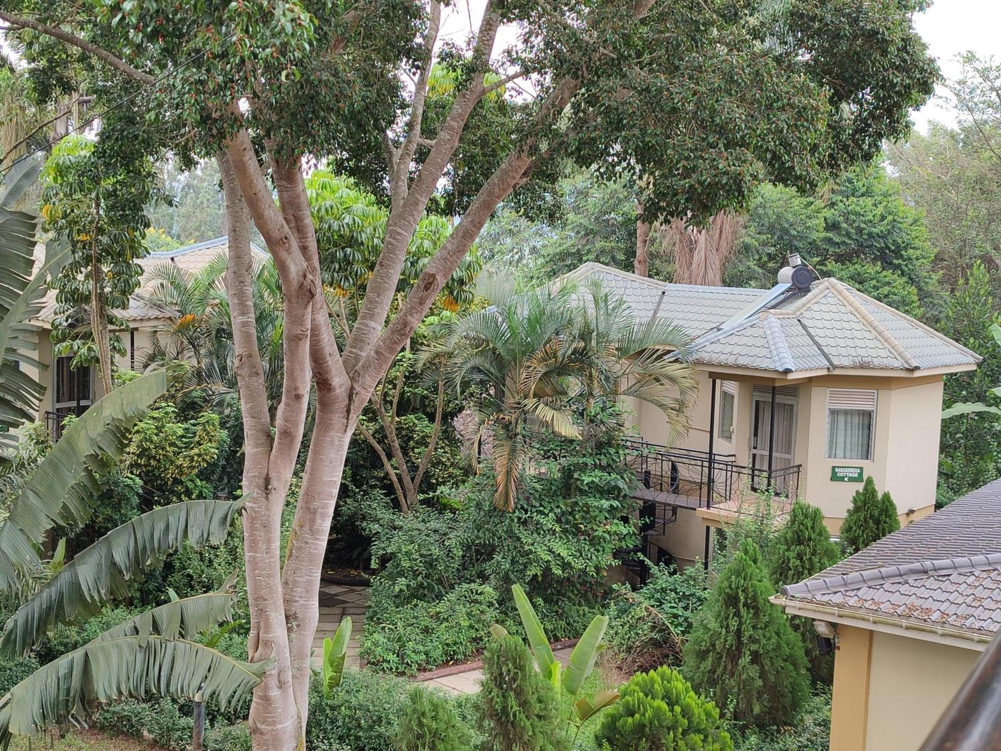 Garden Courts Hotel Masaka Exterior photo